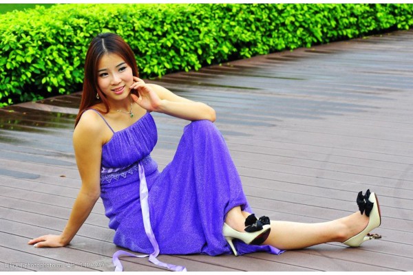 Su Zi blinked and lost the focal length. The pupil smiled and took the clothes and brushed them with memory. She went to the edge of the bed and sat down, so she said easily